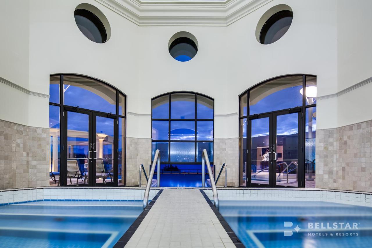 The Royal Kelowna - Bellstar Hotels & Resorts Exterior foto