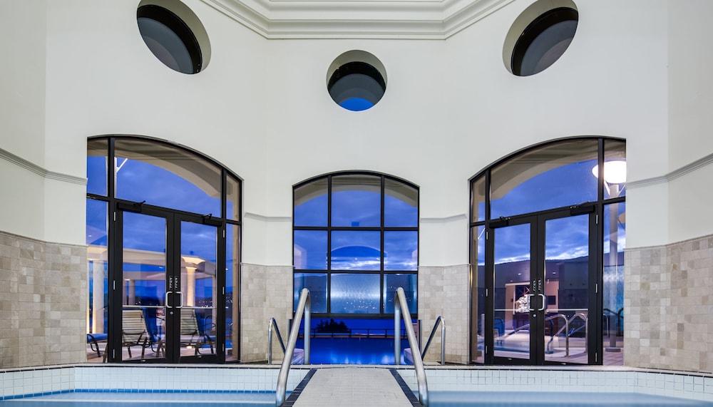 The Royal Kelowna - Bellstar Hotels & Resorts Exterior foto