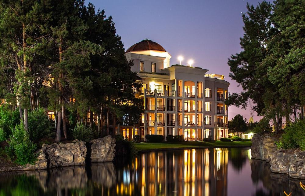 The Royal Kelowna - Bellstar Hotels & Resorts Exterior foto